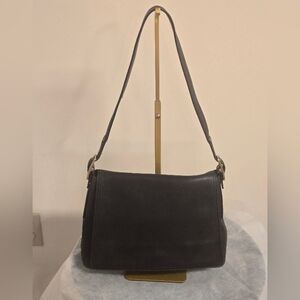 Coach Elegant Black Leather Shoulder Bag-soft Costa Rica Leather